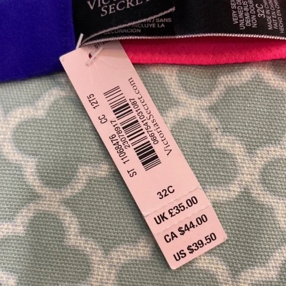 Victoria’s Secret Very Sexy Unlined Lace Demi 32C NWT - Picture 9 of 10